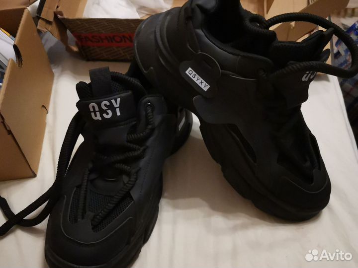 Кроссовки мужские