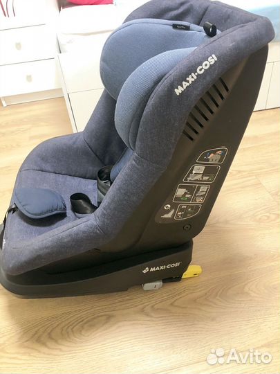 Автомобильное кресло maxi cosi
