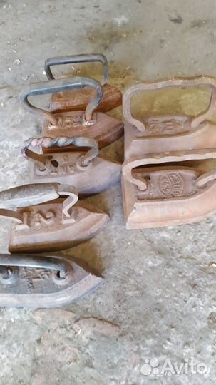 Утюг чугунный старинный