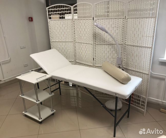 Кушетка с поднимающейся спинкой