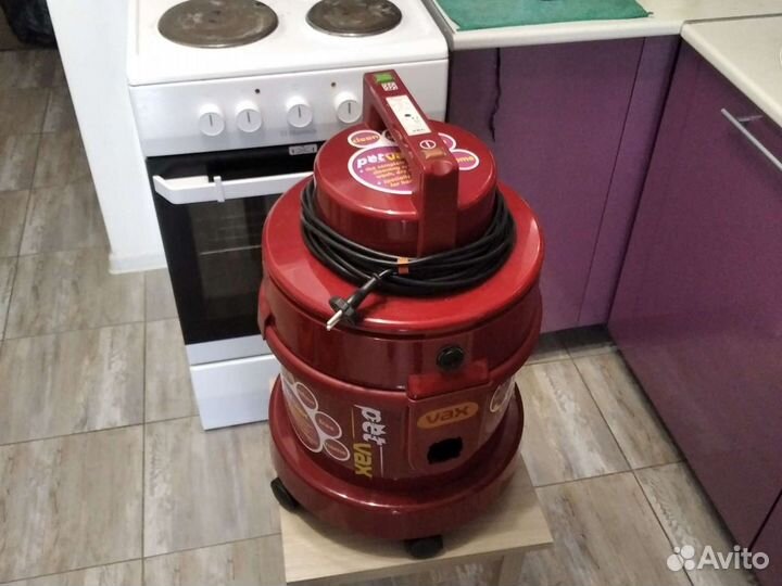 Моющий пылесос vax