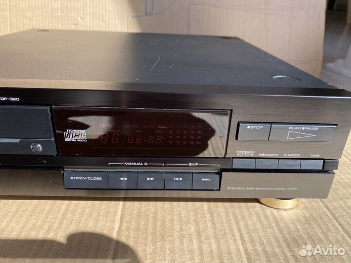 CD проигрыватель Kenwood DP-320