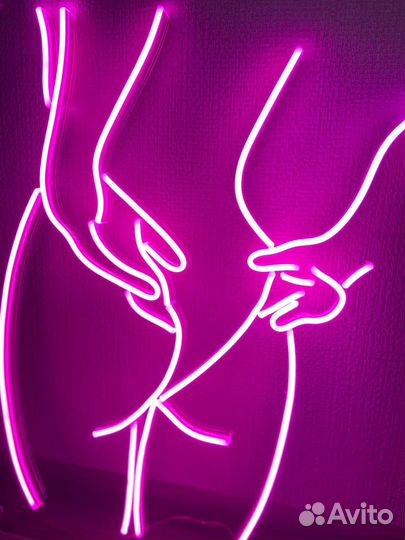 Рекламная вывеска неоновая