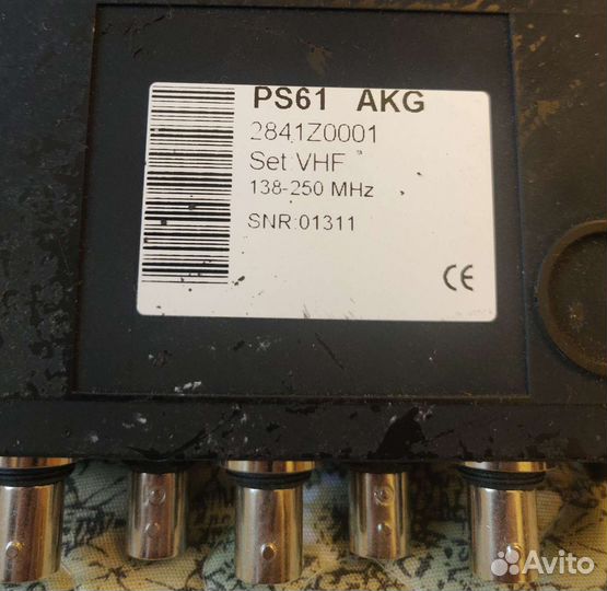 Активный сплиттер PS61 AKG для 4-х радиомикрофонов
