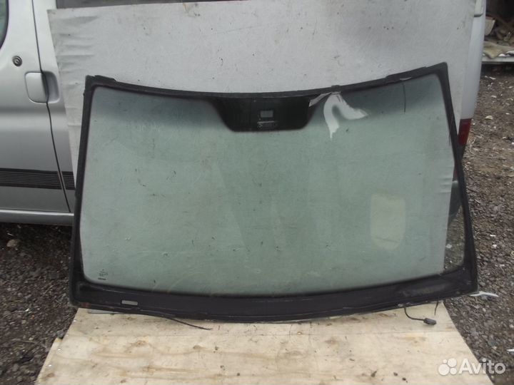 Стекло лобовое Mercedes Benz W220 S430 M113 E43