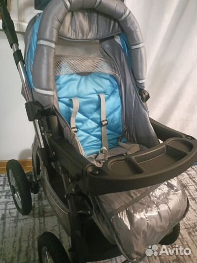 Коляска всесезонная