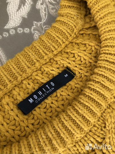 Свитер женский