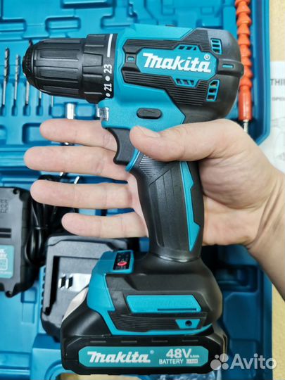 Шуруповерт бесщеточный makita 18v