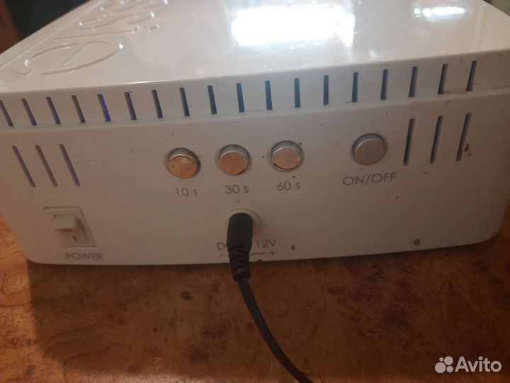 Проффесиональная LED/ уф лампа essie для маникюра