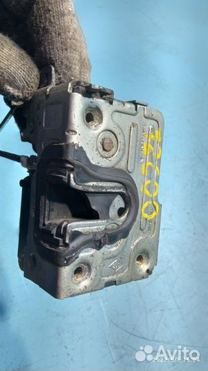 Замок двери задней правой для Renault Logan 1