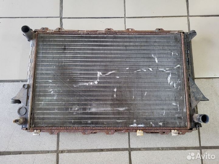 Радиатор охлаждения audi a6 c4 100 2.6