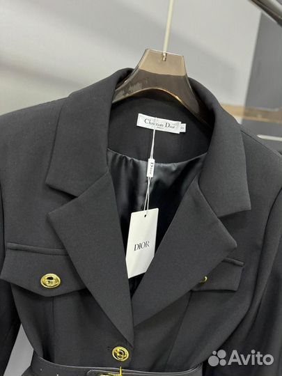 Костюм женский Valentino