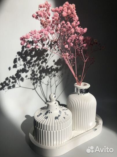 Набор из гипса (поднос, шкатулка, ваза)