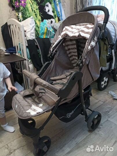 Прогулочная коляска
