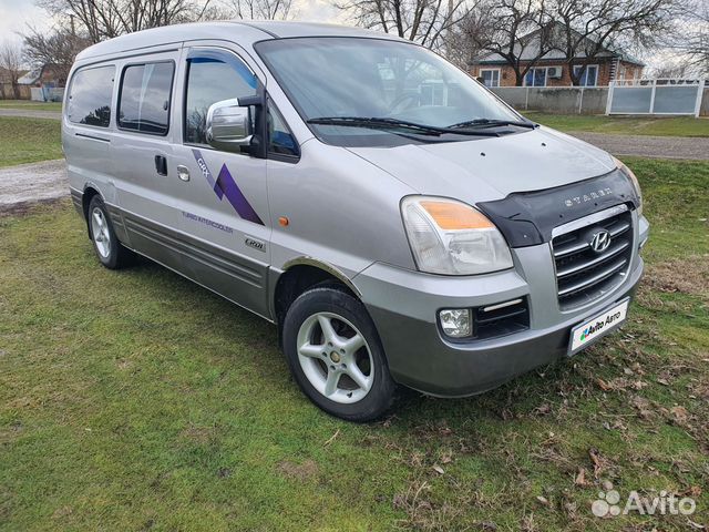 Second hand 2024 starex van