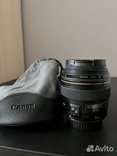 Объектив Canon EF 85mm f/1.8 USM, черный