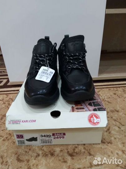 Кроссовки женские 39 размер зимние совершенно новы