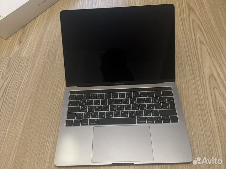 Apple MacBook pro 2019 8/128
