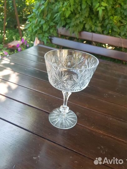 Ваза конфетница на ножке хрусталь