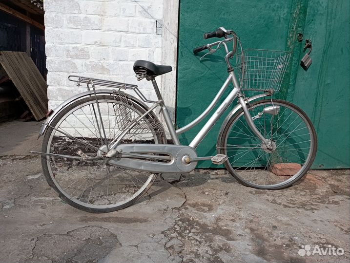 Велосипед взрослый женский с корзиной