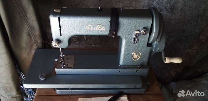 Швейная машинка
