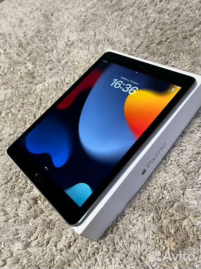 iPad pro 9.7 + Cellular