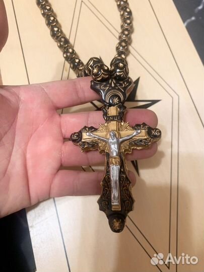 Бусы с крестом, четки