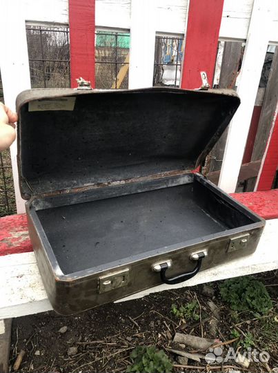 Чемоданы времен СССР