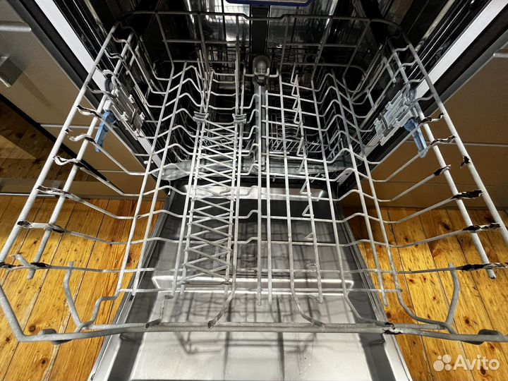 Бу Посудомоечная машина 60 см Midea MFD60S110W