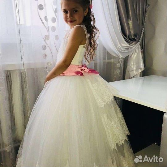 Королевское платье