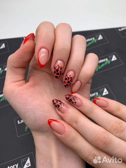 Наращивание ногтей