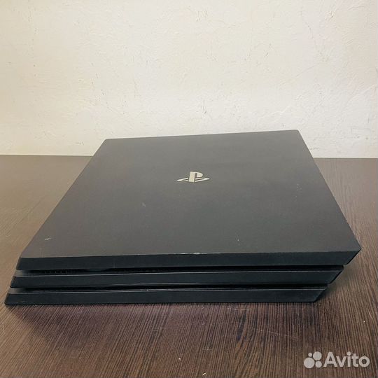 Sony Playstation 4 Pro 1Tb