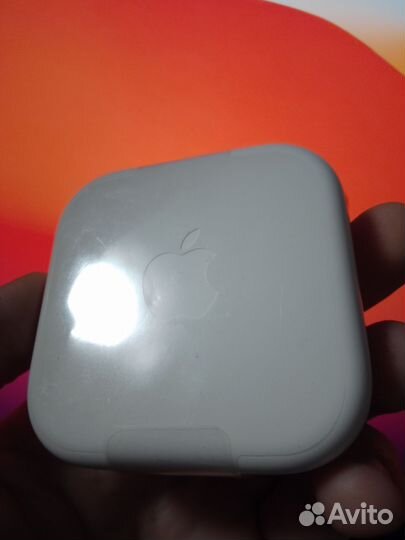 Проводные наушники Samsung, Apple, HTC