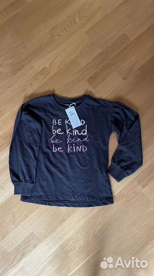 Лонгслив для девочки новый Reserved 140