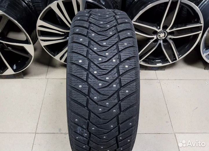 Yokohama IceGuard Stud IG65 205/65 R16