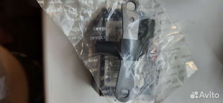 Датчик положения коленвала Largus. Renault