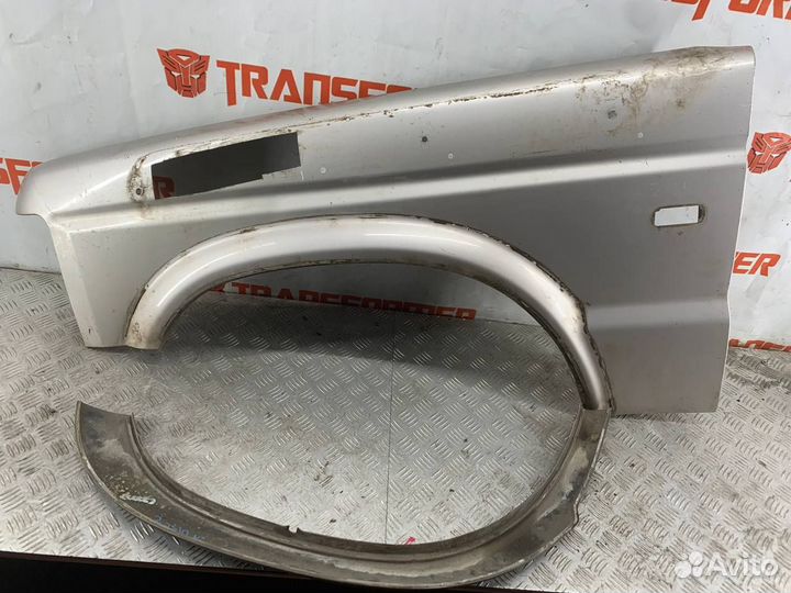 Крыло переднее левое Land Rover Discovery2