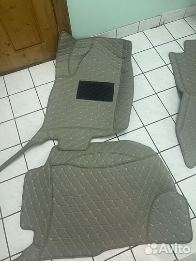 Оригинальные коврики infiniti qx56