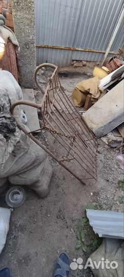 Сани железные