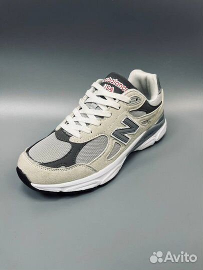 New Balance 990