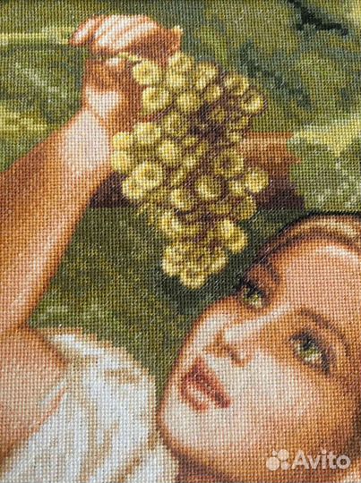 Вышитая крестиком картина ручной работы в рамке