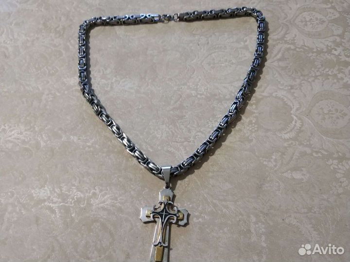 Крест с цепью