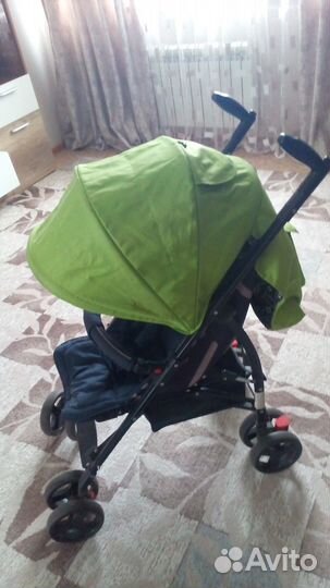 Прогулочная коляска-трость