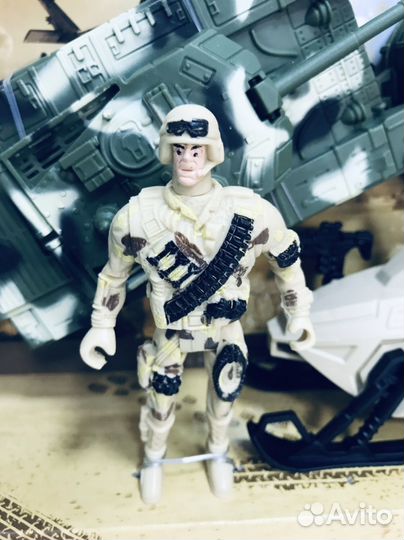 Военный набор Армия (солдат+3 техники) 133 A2HW-M