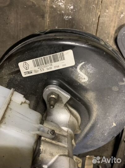 Вакуумник Renault Logan Sandero 2