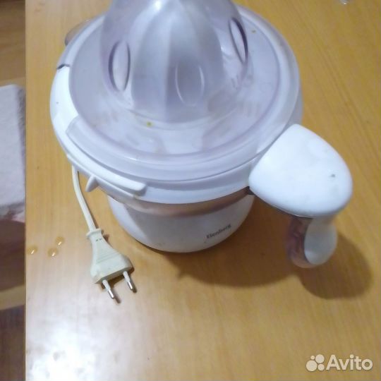 Соковыжималка для цитрусовых