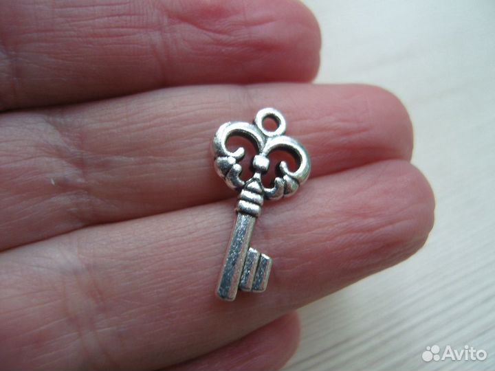 Подвески для рукоделия 