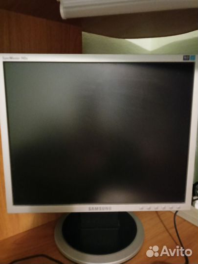 Монитор Samsung