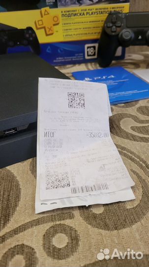 Sony PS4 slim 1tb. С играми