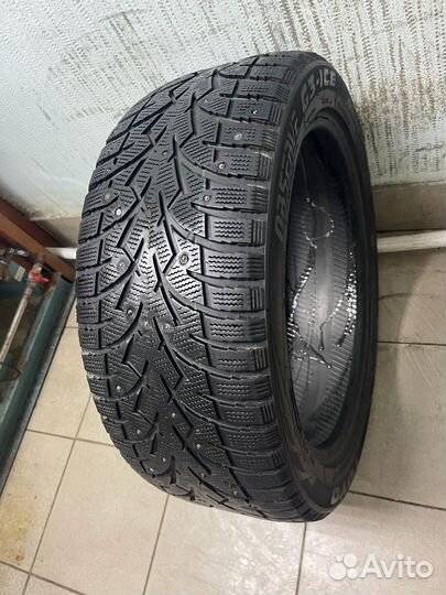 Toyo Observe G3-Ice 235/45 R18